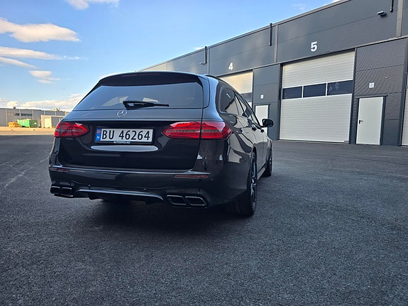 Mercedes-Benz E63 7 of 24