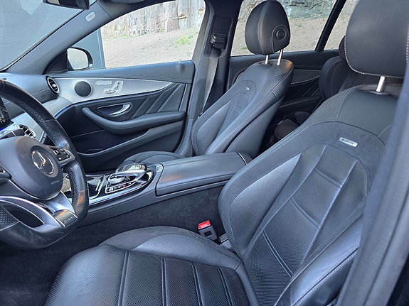 Mercedes-Benz E63 18 of 24