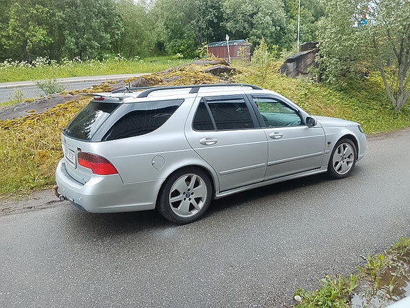 Saab 9-5 3 of 18