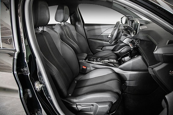 Peugeot e-208 21 of 22