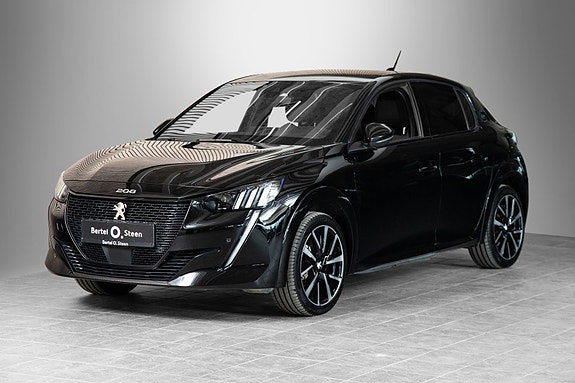 Peugeot e-208 2 of 22