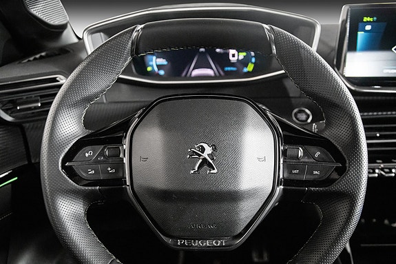 Peugeot e-208 13 of 22