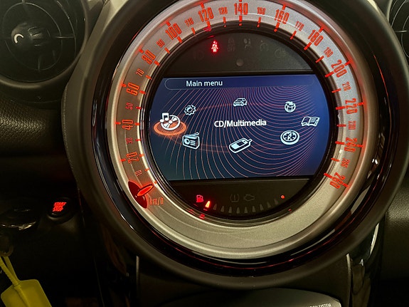 MINI Cooper S 16 of 30
