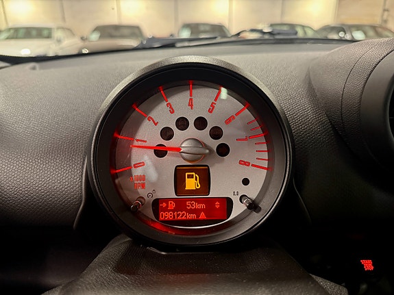 MINI Cooper S 25 of 30