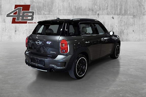 MINI Cooper S 5 of 5