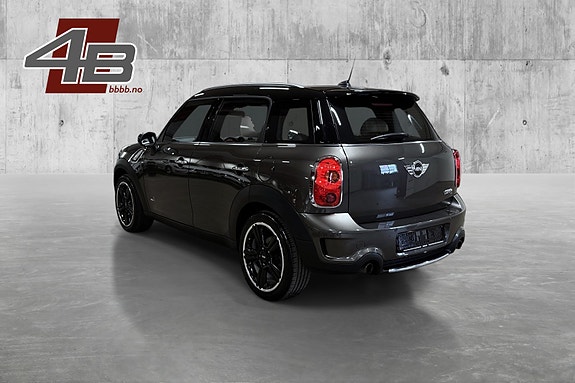 MINI Cooper S 7 of 30
