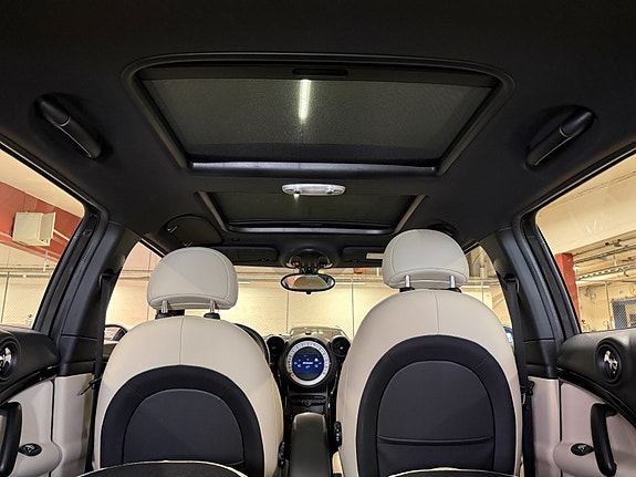 MINI Cooper S 28 of 30