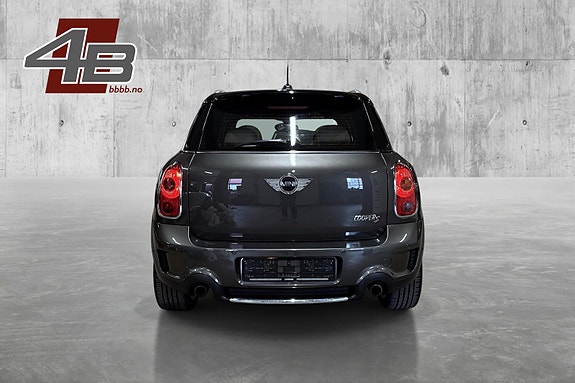 MINI Cooper S 6 of 30
