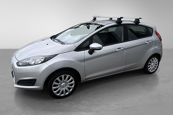 Ford Fiesta 13 of 30