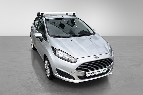 Ford Fiesta 3 of 30