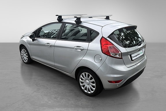 Ford Fiesta 11 of 30