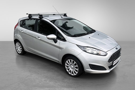 Ford Fiesta 5 of 30