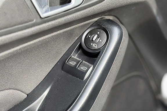 Ford Fiesta 30 of 30