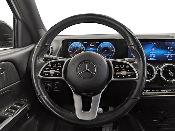 Mercedes-Benz GLB200 d 5 of 5