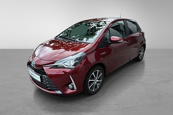 Toyota Yaris 16 of 30