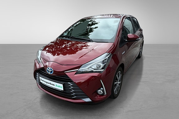Toyota Yaris 17 of 30