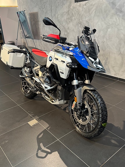 BMW R 1300 GS Adventure 3 of 8