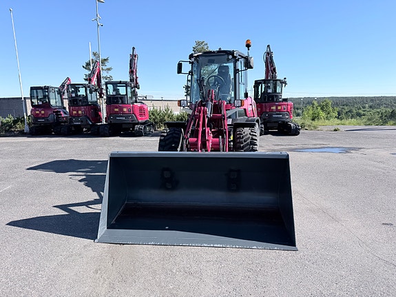 Yanmar V80 11 of 30