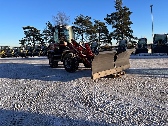 Yanmar V80 3 of 30