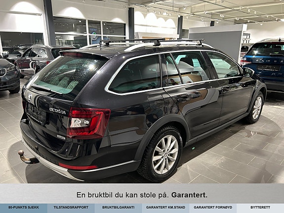 Skoda Octavia Scout 6 of 19