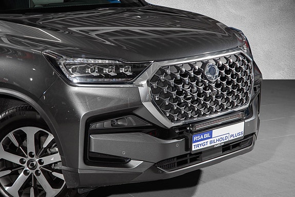 KGM Rexton 4 of 5