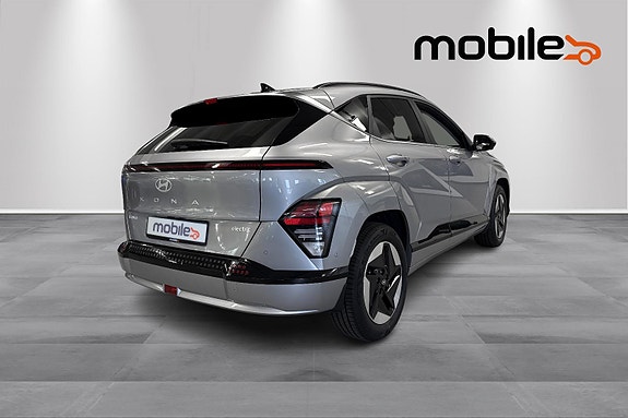 Hyundai Kona 3 of 5