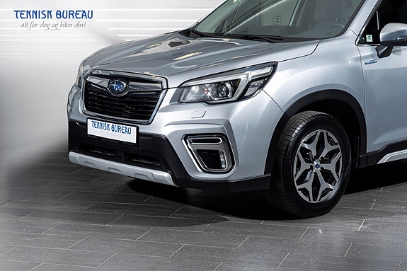 Subaru Forester 2 of 5