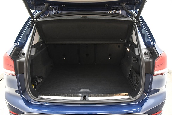 BMW X1 4 of 5