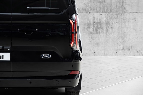 Ford Transit Custom 4 of 5