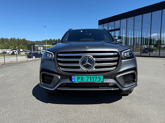 Mercedes-Benz GLS450 d 3 of 5