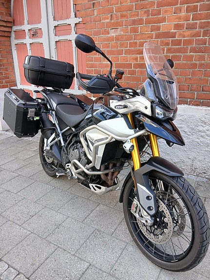 Triumph Tiger 900 Rally Pro 2 of 5