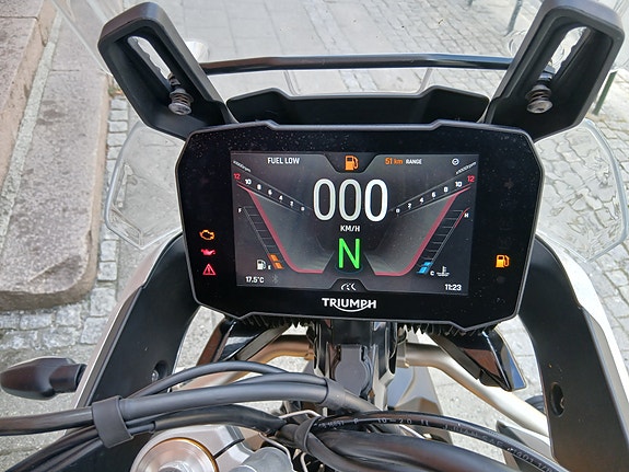 Triumph Tiger 900 Rally Pro 8 of 12