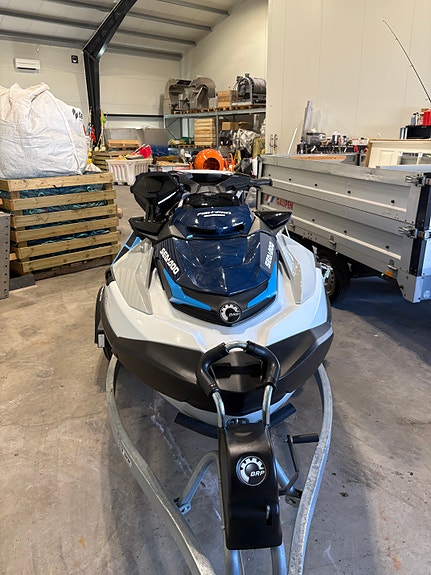 Fiske scooter 4 of 4