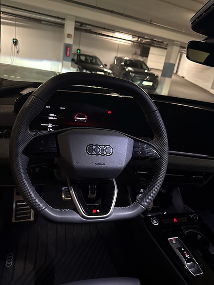Audi A6 e-tron 9 of 25