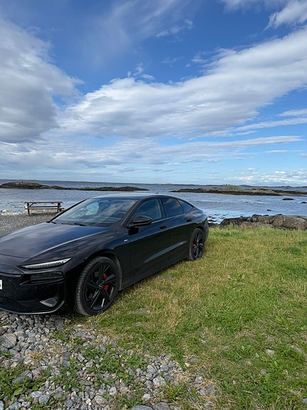 Audi A6 e-tron 2 of 25