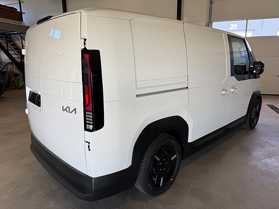 Kia PV5 6 of 17