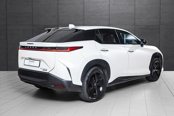 Lexus RZ450e 4 of 20
