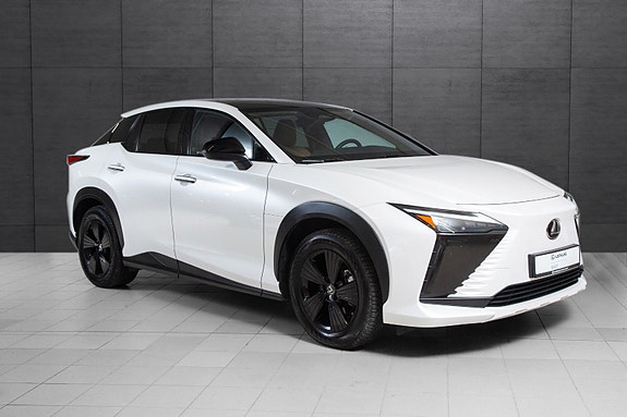 Lexus RZ450e 5 of 20