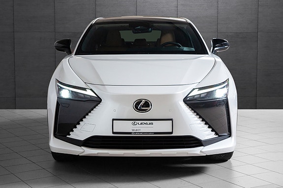 Lexus RZ450e 6 of 20