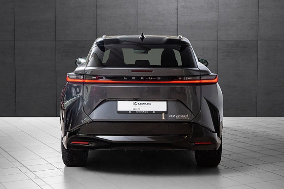 Lexus RZ450e 3 of 20