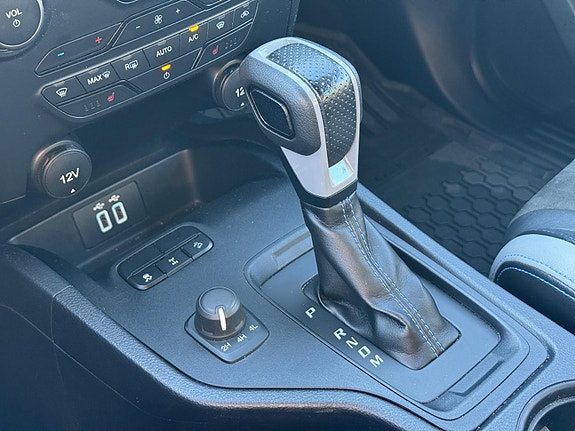 Ford Ranger Raptor 21 of 24