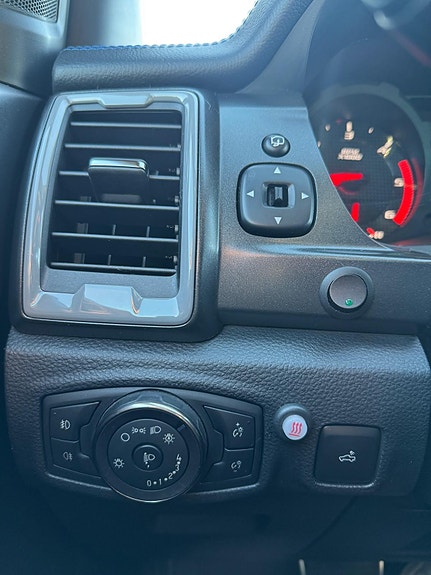 Ford Ranger Raptor 20 of 24