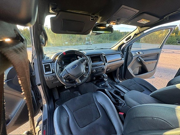 Ford Ranger Raptor 15 of 24