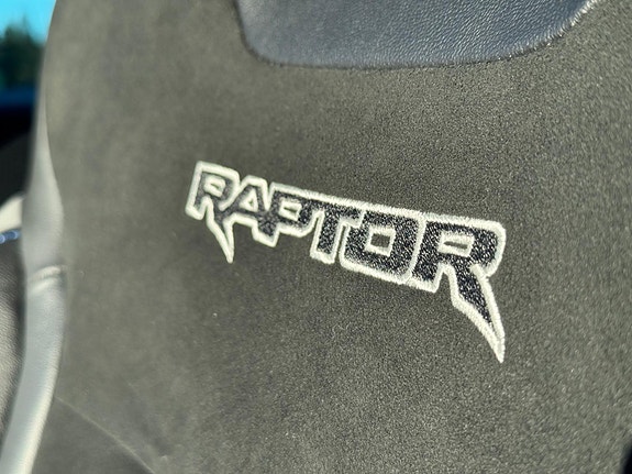 Ford Ranger Raptor 17 of 24