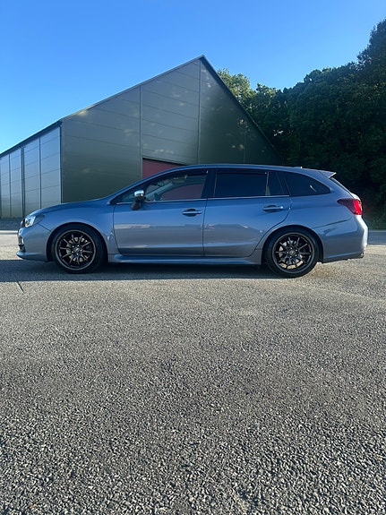 Subaru Levorg 4 of 5