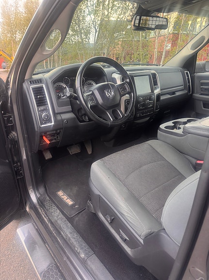 Dodge RAM 1500 8 of 8