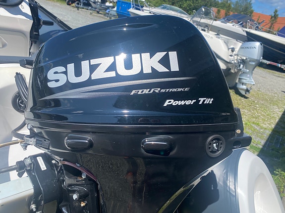 Suzumar mx 410 Lux med Suzuki df 20 atl el start el tilt. Nylig service. 4 of 16