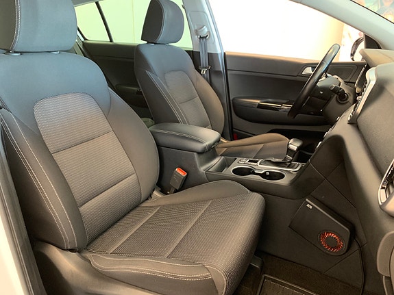 Kia Sportage 17 of 30
