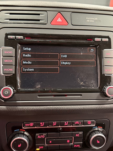 Volkswagen Golf Plus 17 of 30
