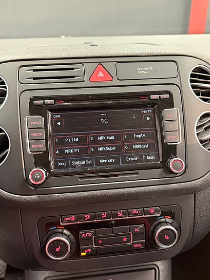 Volkswagen Golf Plus 16 of 30